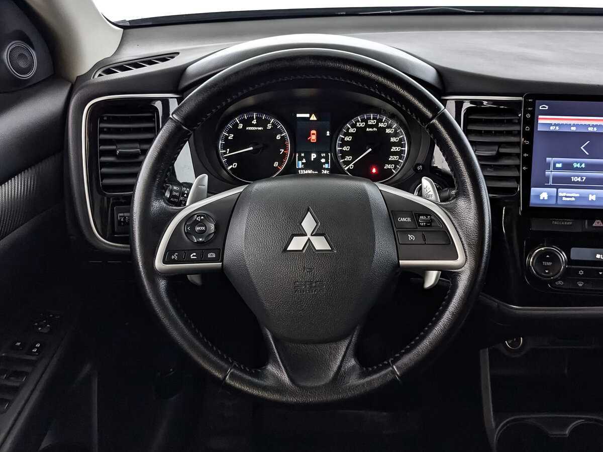 Купить Mitsubishi Outlander с пробегом. Фото: #16