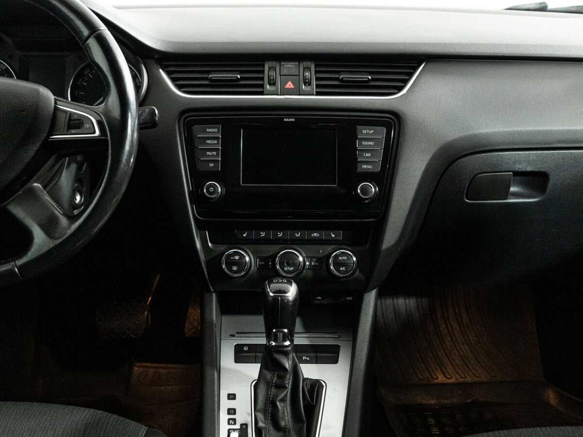 Купить Skoda Octavia с пробегом. Фото: #10