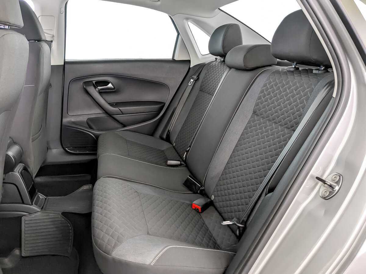 Купить Volkswagen Polo с пробегом. Фото: #11