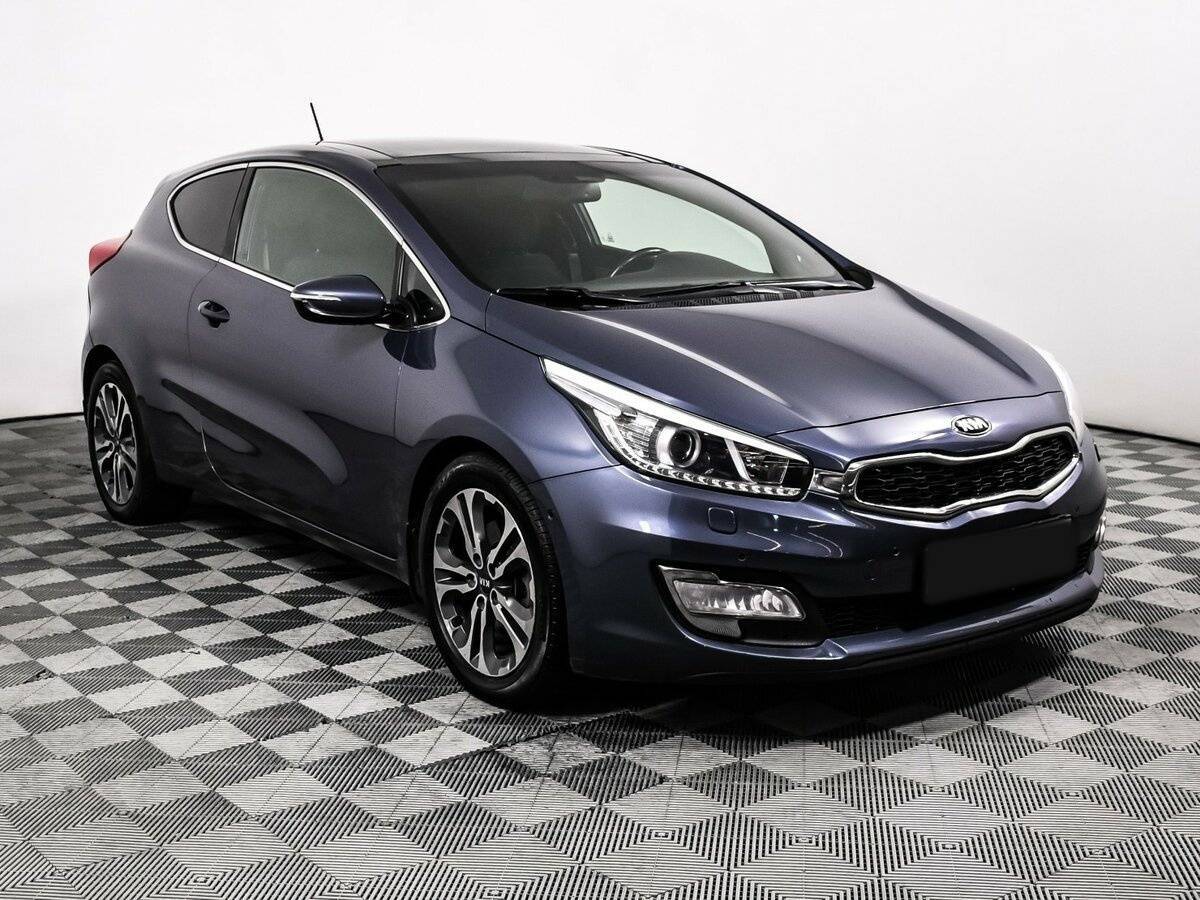 Купить Kia Ceed с пробегом. Фото: #2