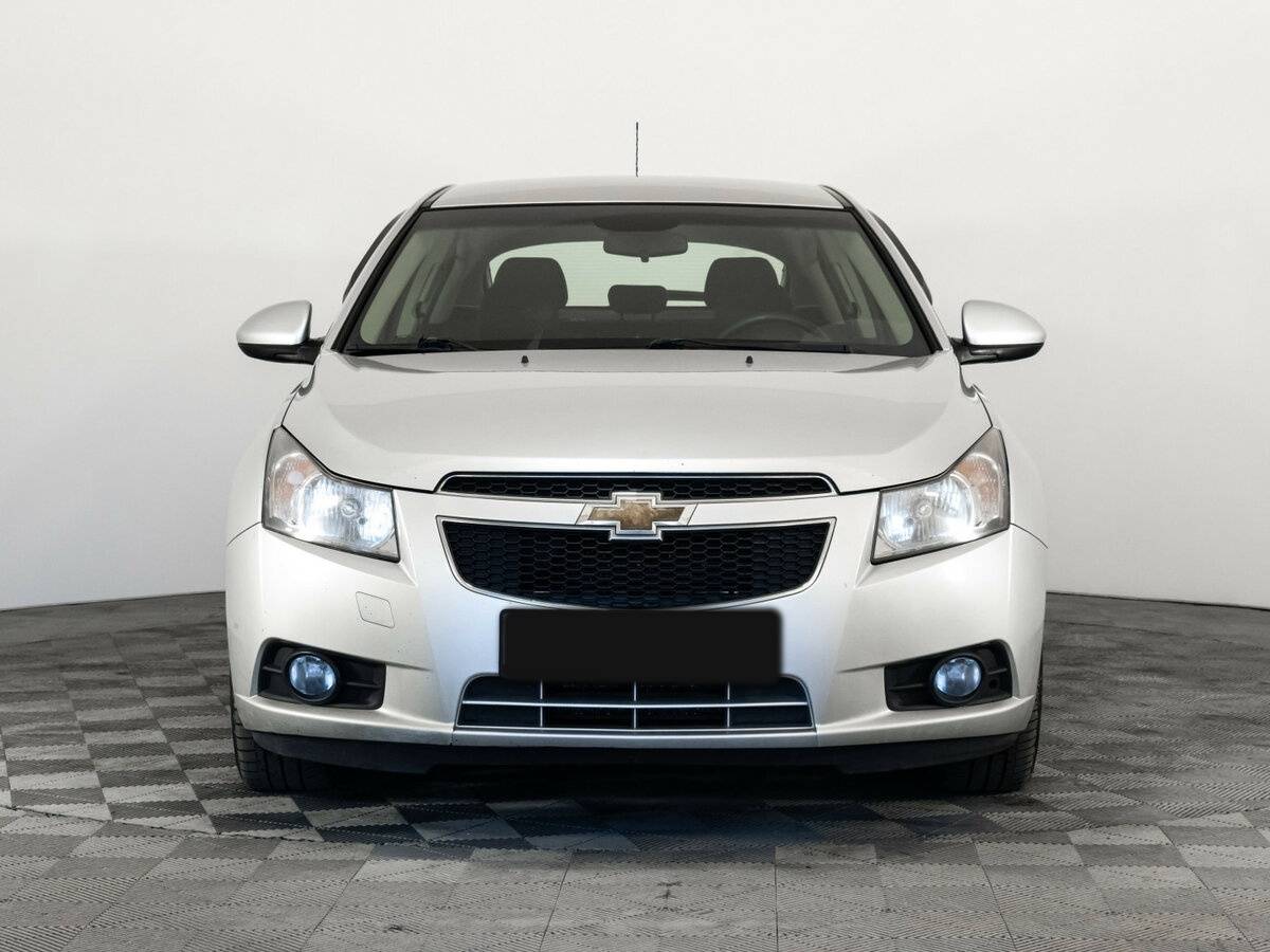 Купить Chevrolet Cruze с пробегом. Фото: #1