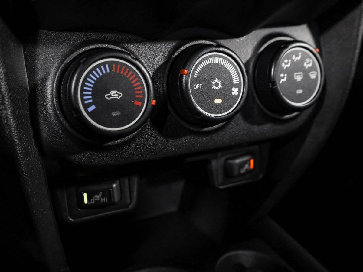 Купить Mitsubishi ASX с пробегом. Фото: #12