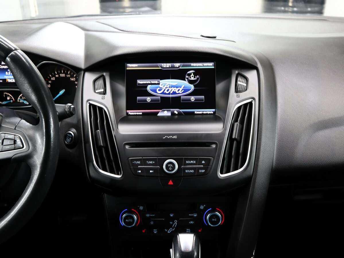 Купить Ford Focus с пробегом. Фото: #17