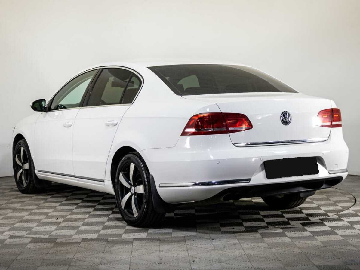 Купить Volkswagen Passat с пробегом. Фото: #5