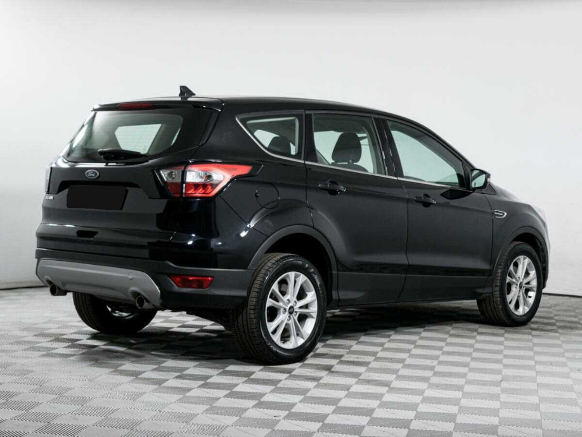 Купить Ford Kuga с пробегом. Фото: #3