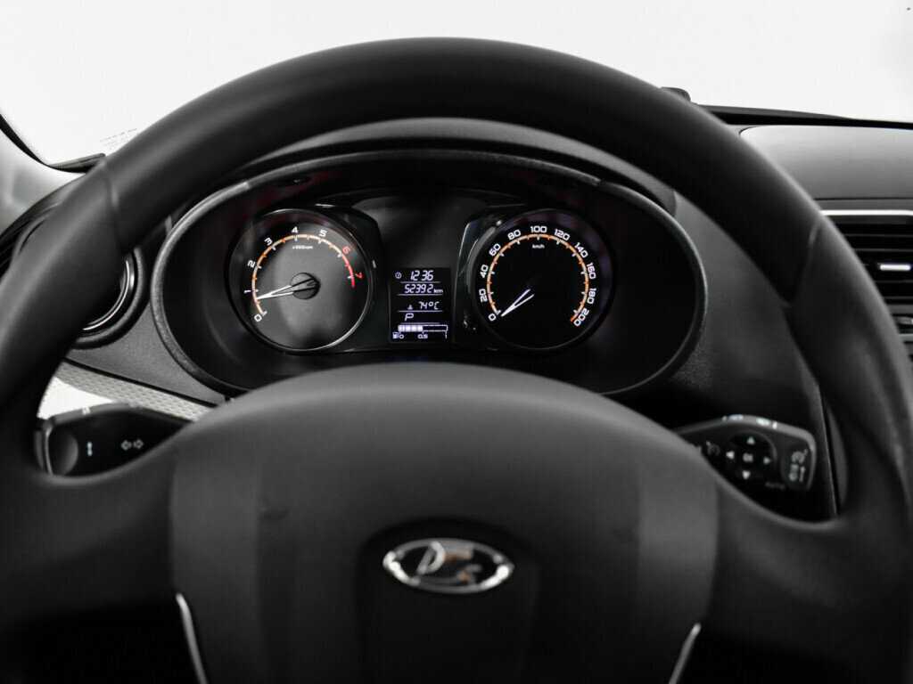 Купить Lada (ВАЗ) Granta с пробегом. Фото: #10