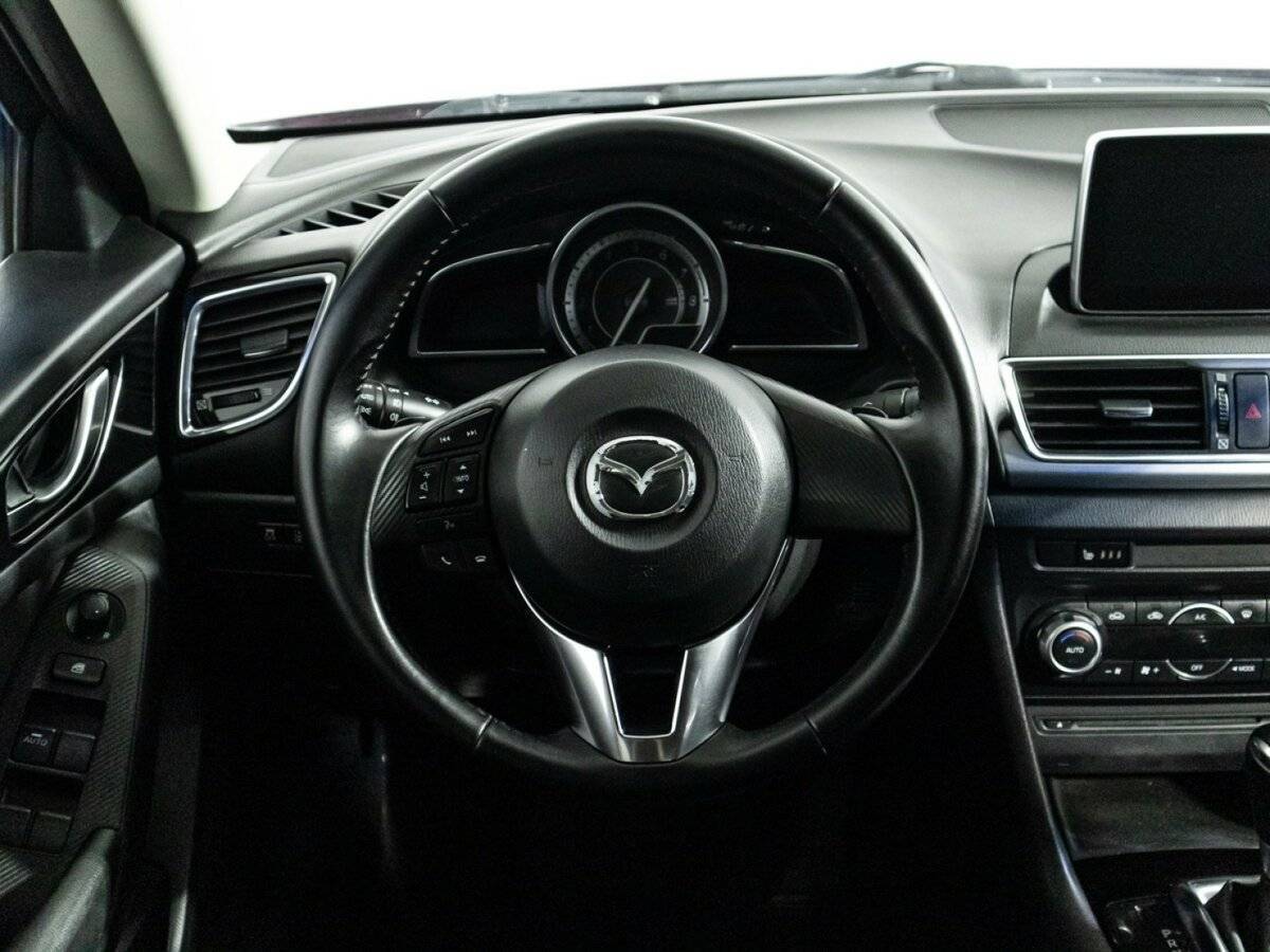 Купить Mazda 3 с пробегом. Фото: #20