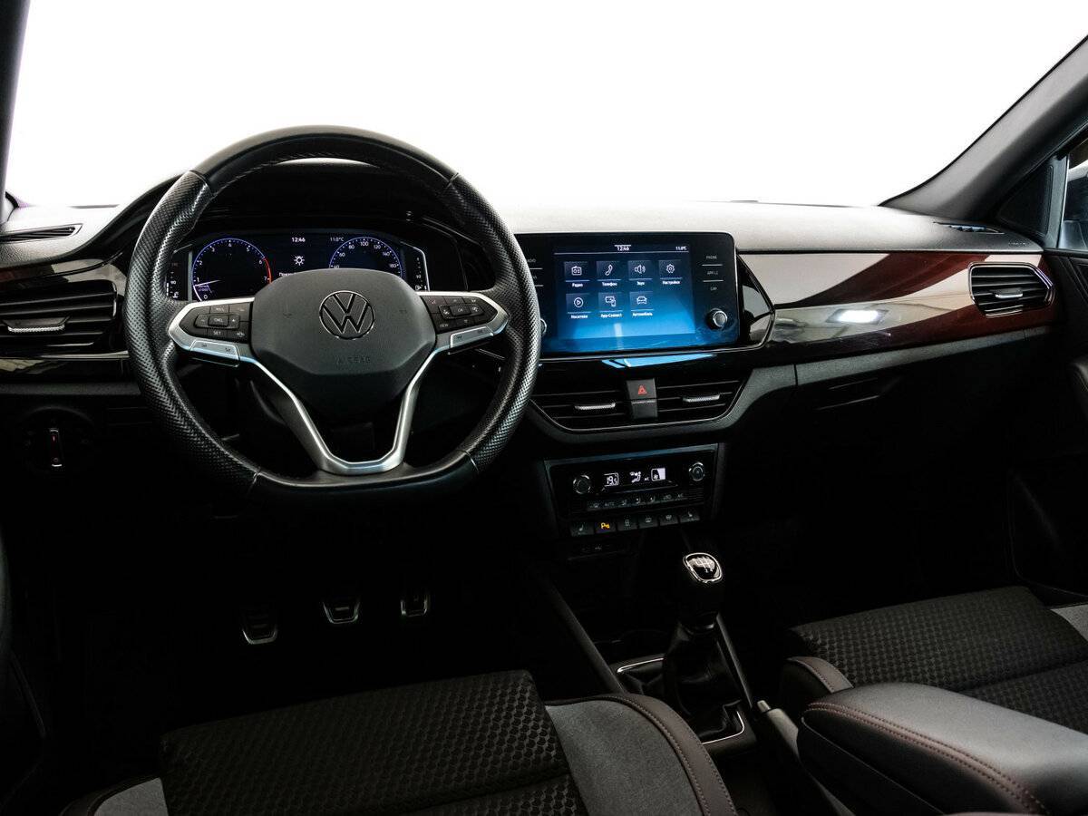 Купить Volkswagen Polo с пробегом. Фото: #8