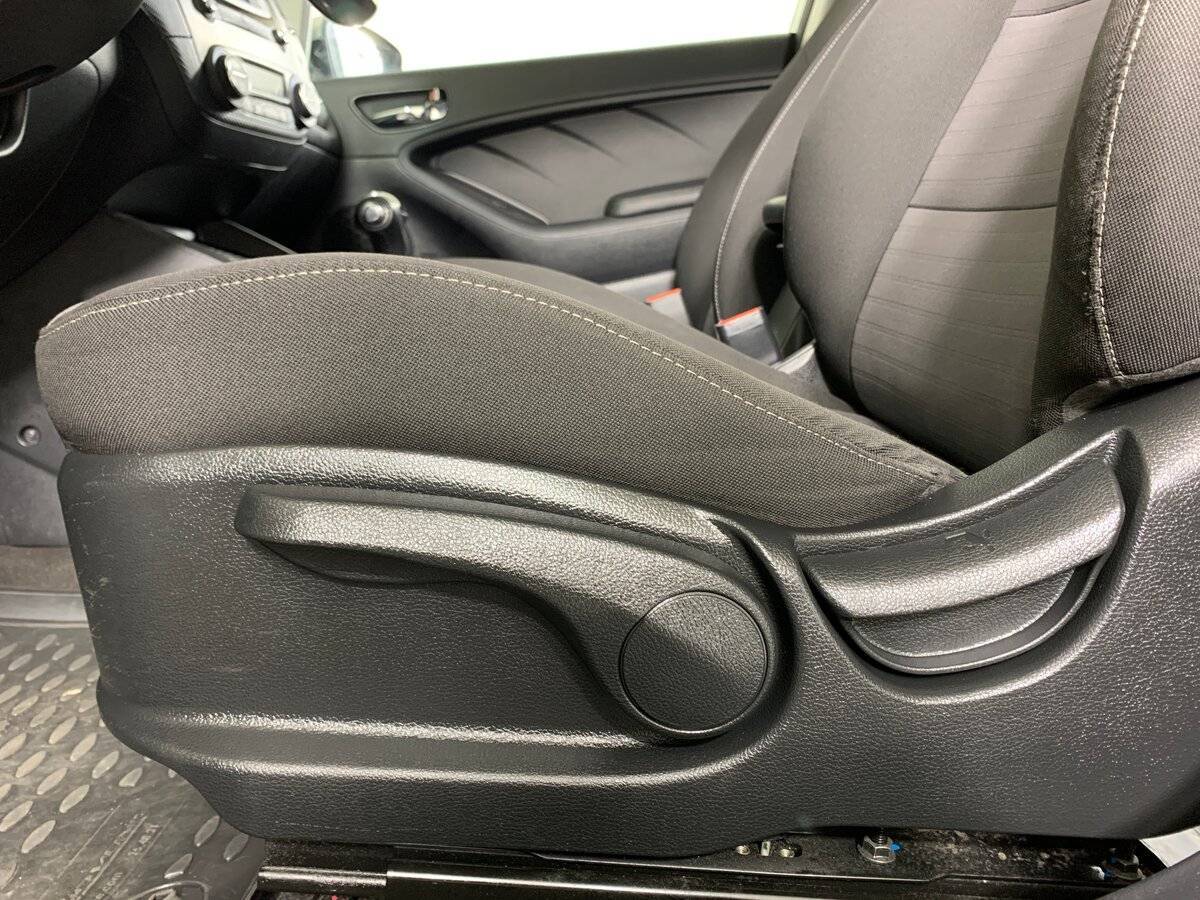 Купить Kia Cerato с пробегом. Фото: #15