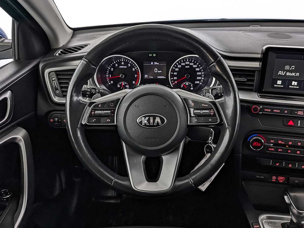 Купить Kia Ceed с пробегом. Фото: #20