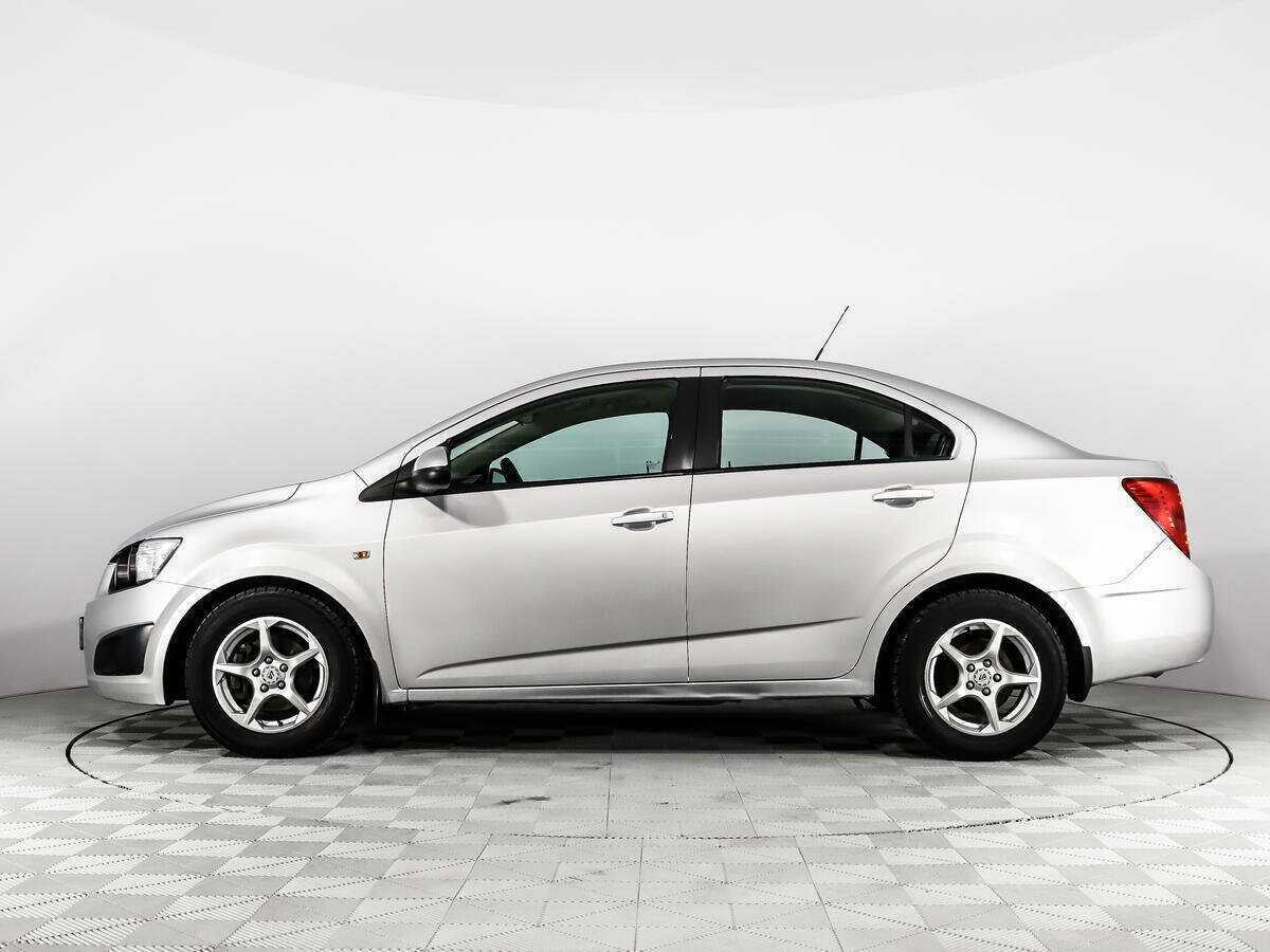 Купить Chevrolet Aveo с пробегом. Фото: #7