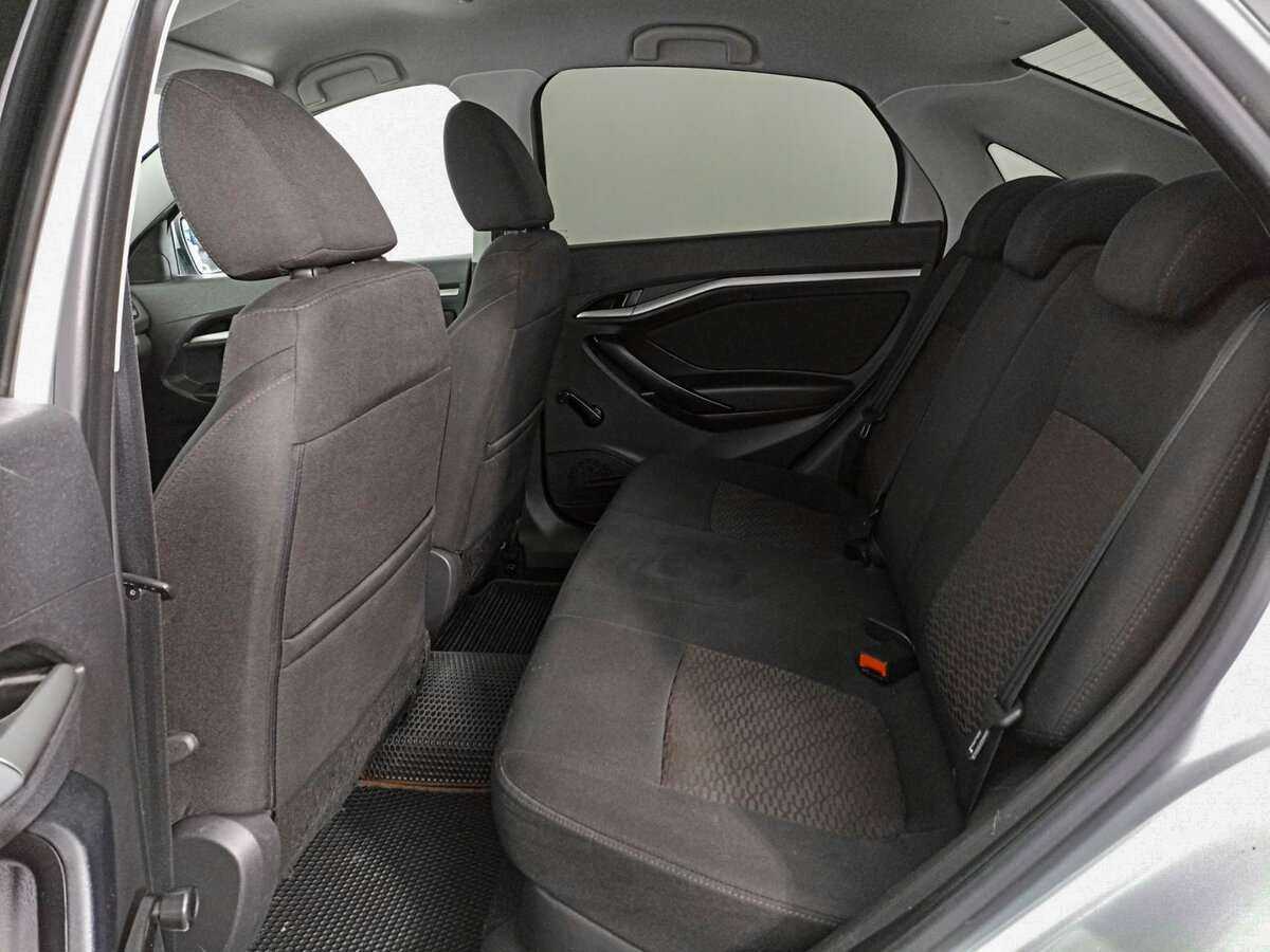 Купить Lada (ВАЗ) Vesta с пробегом. Фото: #9