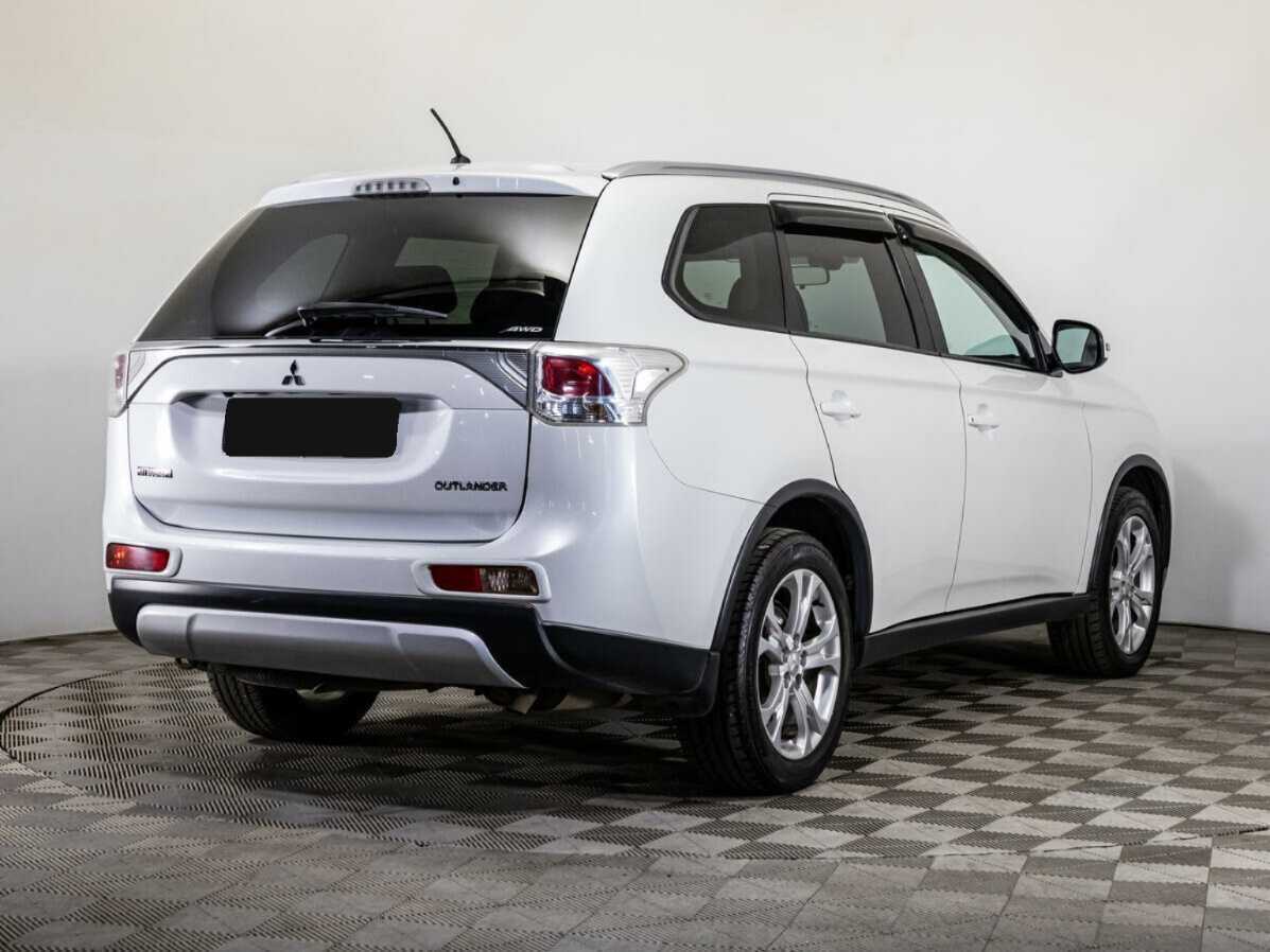 Купить Mitsubishi Outlander с пробегом. Фото: #4