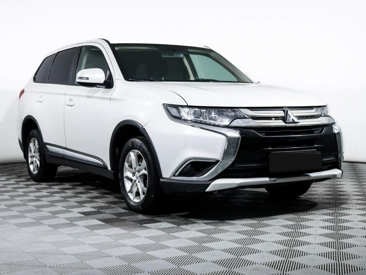 Купить Mitsubishi Outlander с пробегом. Фото: #2