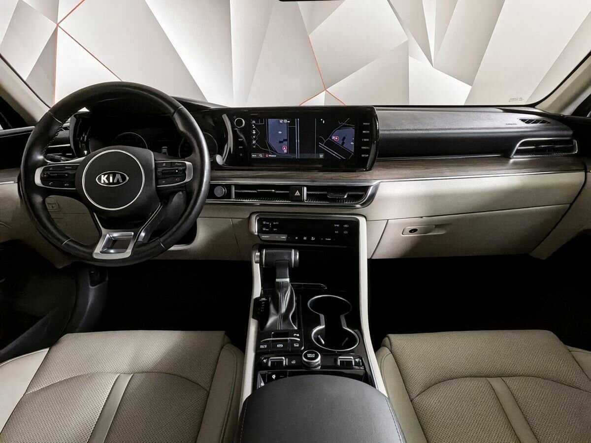 Купить Kia K5 с пробегом. Фото: #9