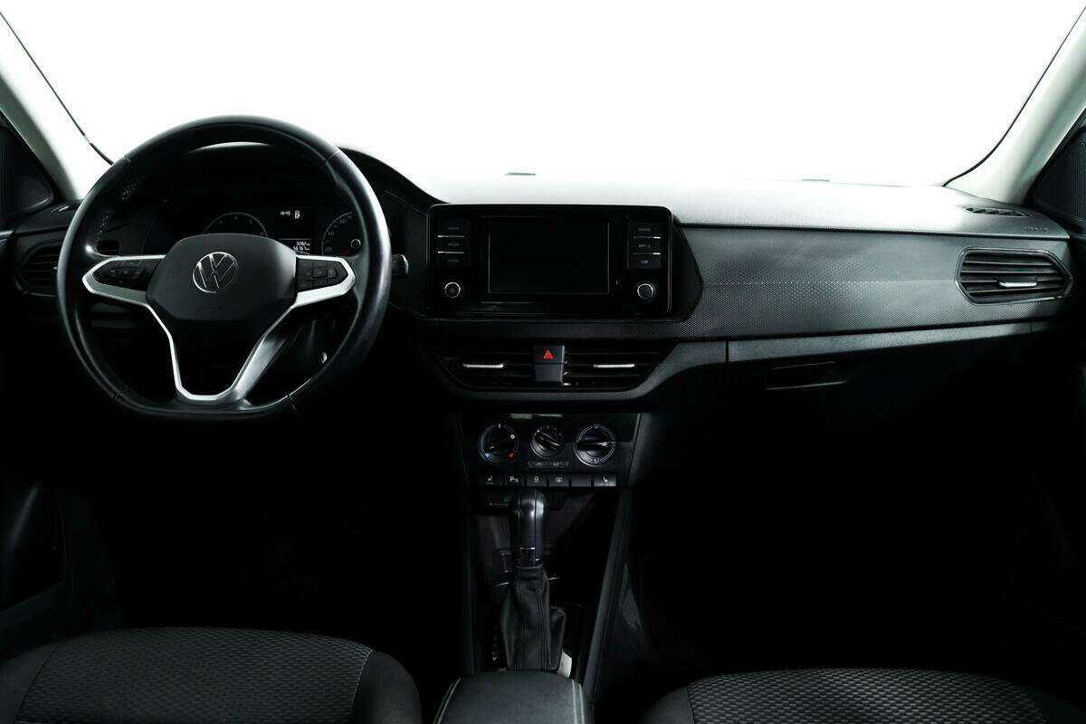 Купить Volkswagen Polo с пробегом. Фото: #10