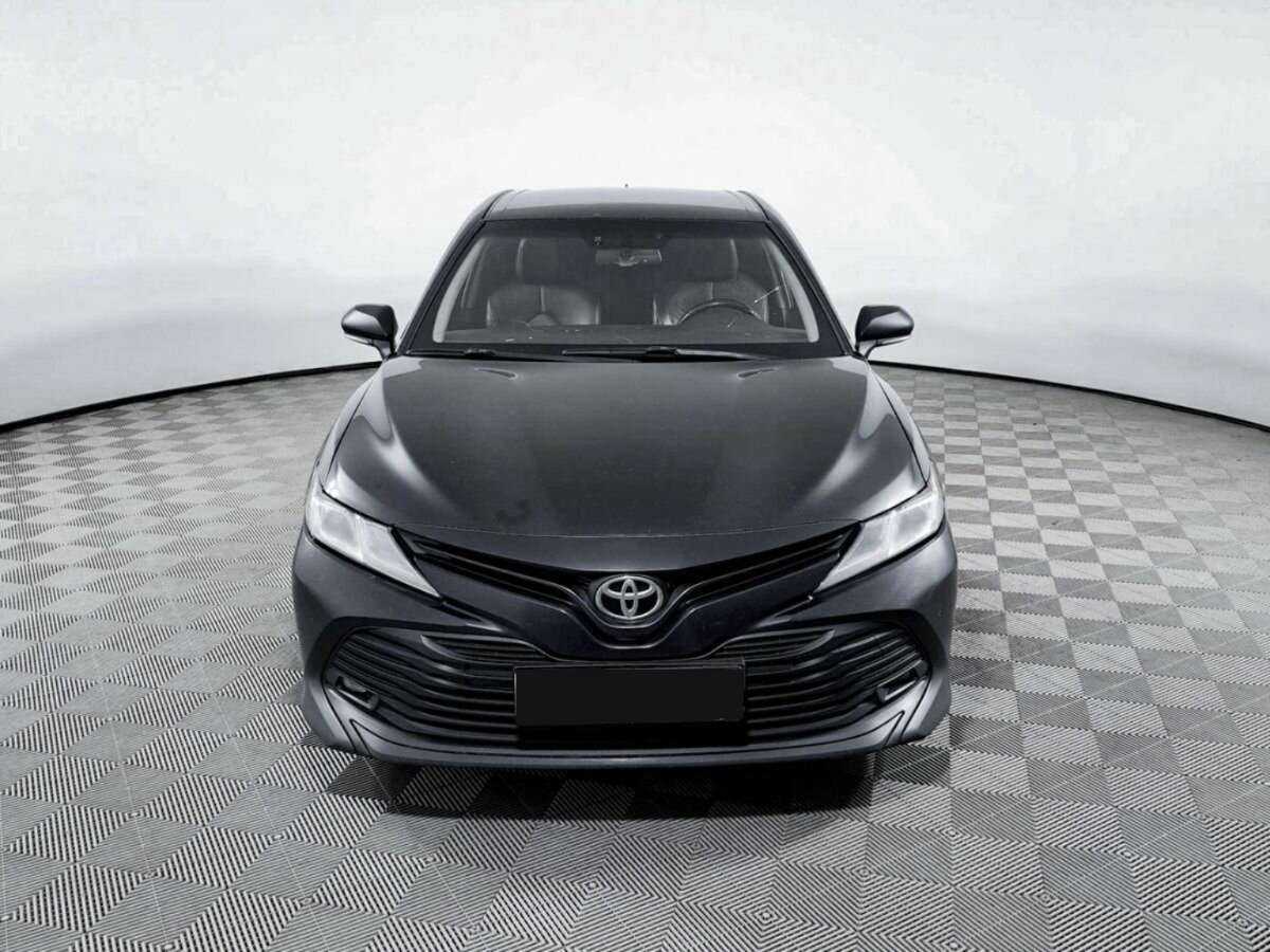 Купить Toyota Camry с пробегом. Фото: #1
