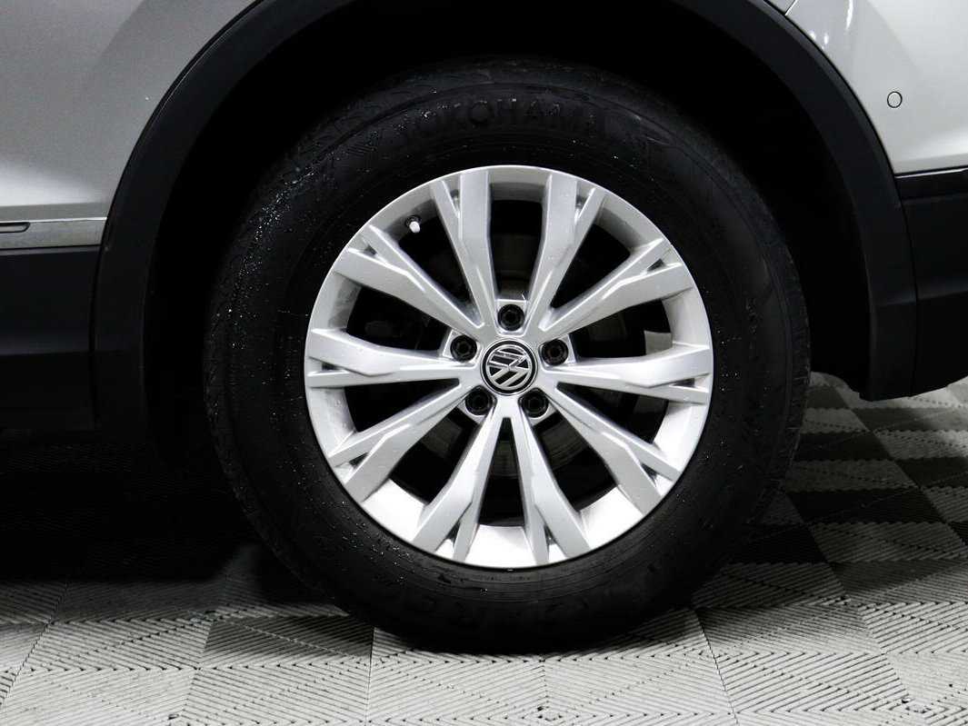 Купить Volkswagen Tiguan с пробегом. Фото: #13