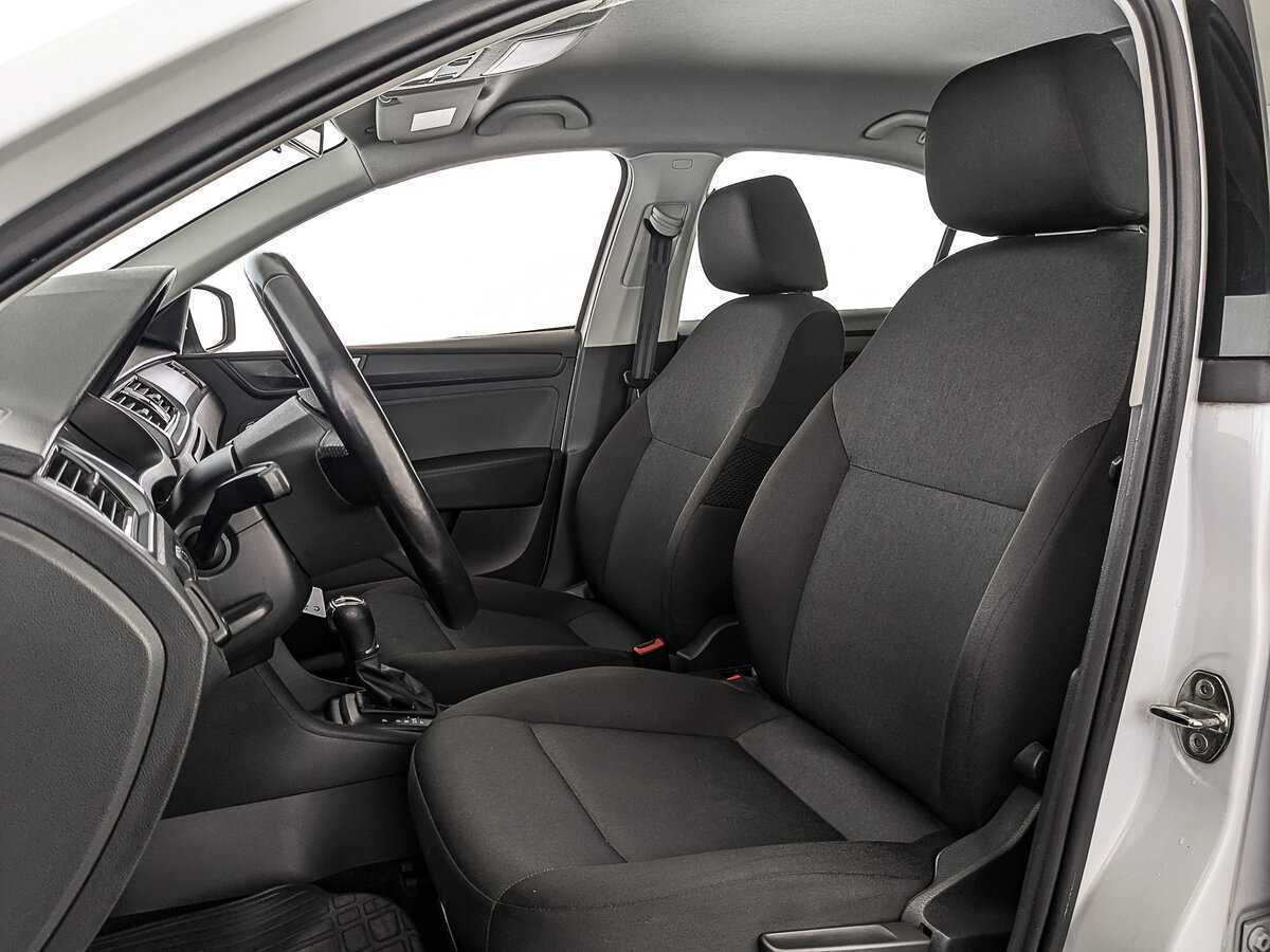 Купить Skoda Rapid с пробегом. Фото: #16