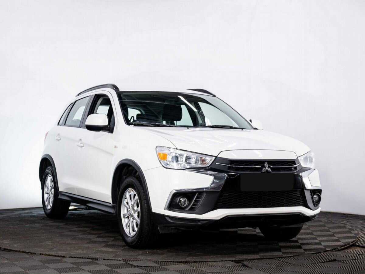 Купить Mitsubishi ASX с пробегом. Фото: #2