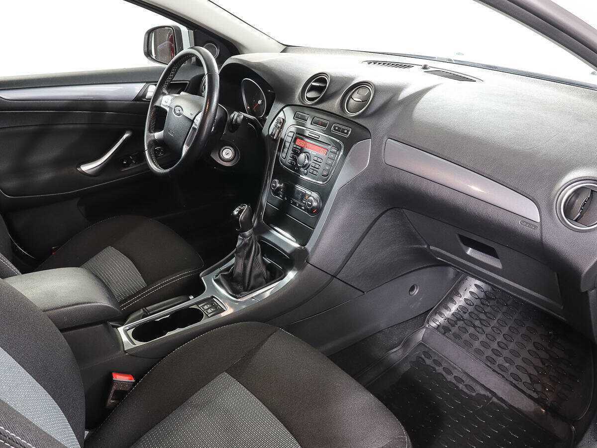 Купить Ford Mondeo с пробегом. Фото: #8