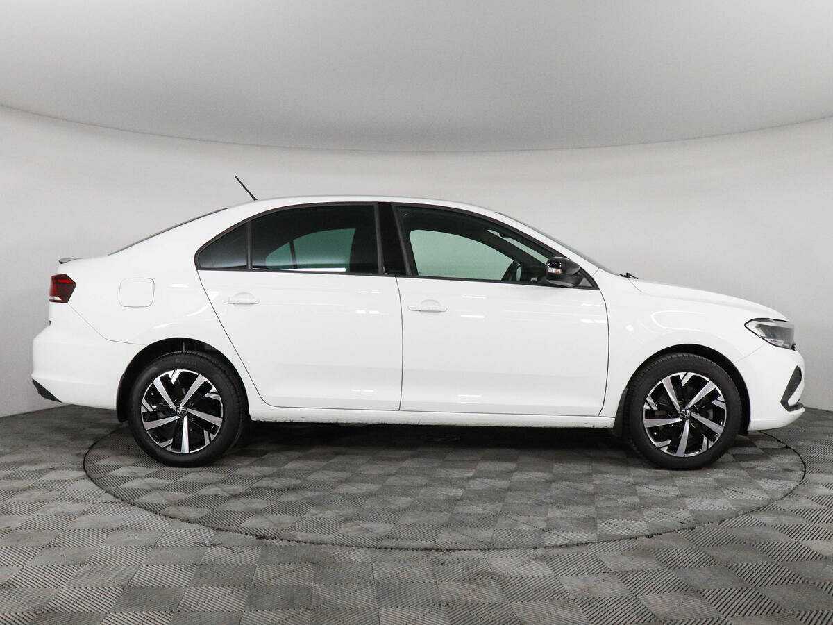 Купить Volkswagen Polo с пробегом. Фото: #3