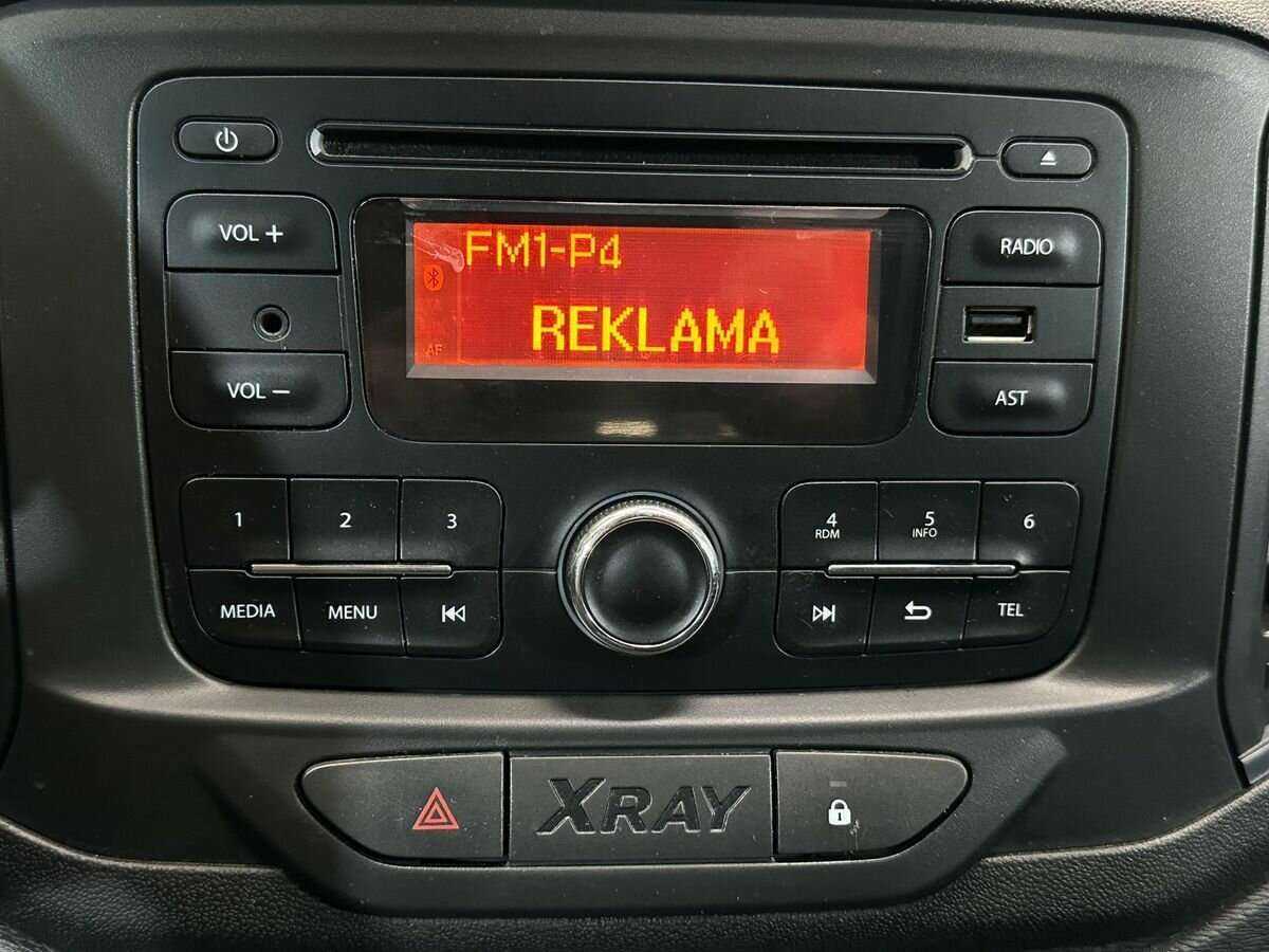 Купить Lada (ВАЗ) XRAY с пробегом. Фото: #13