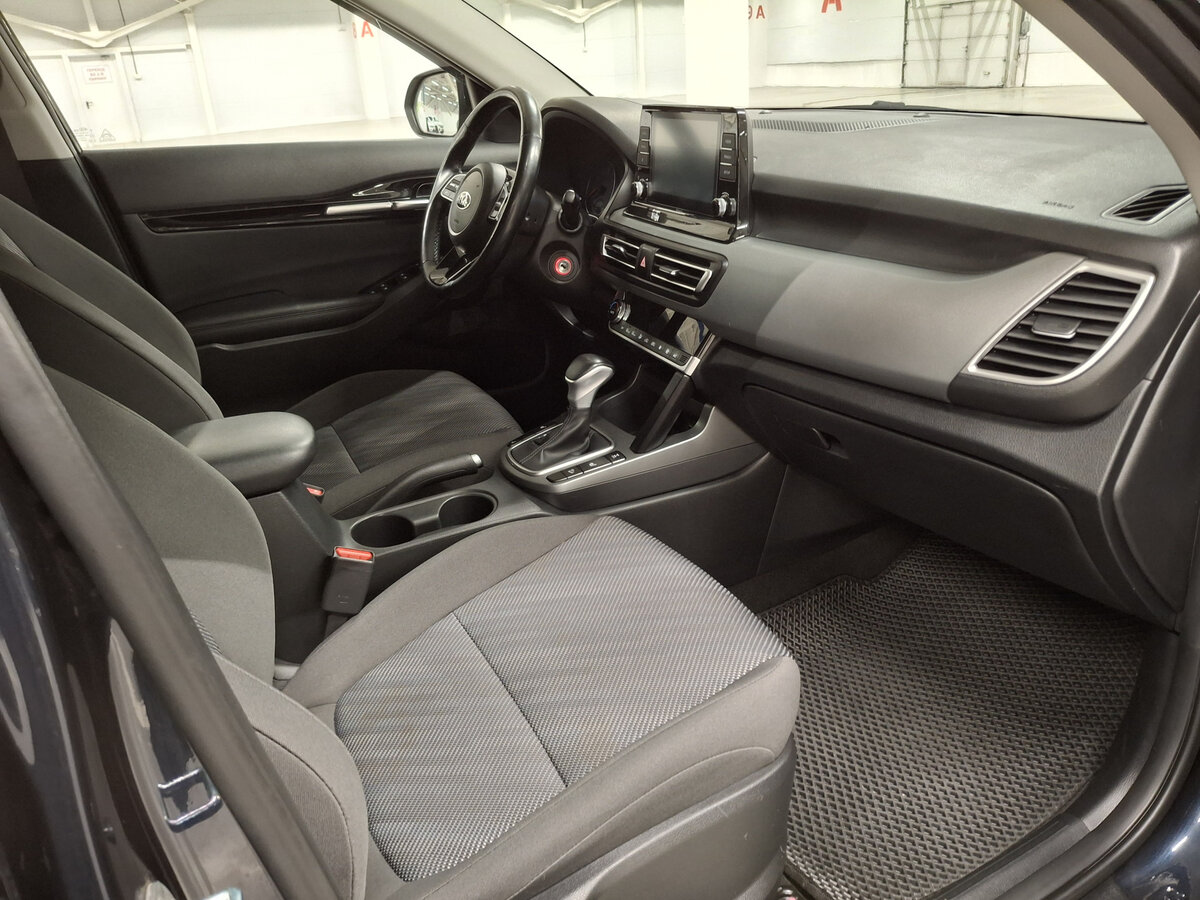 Купить Kia Seltos с пробегом. Фото: #10