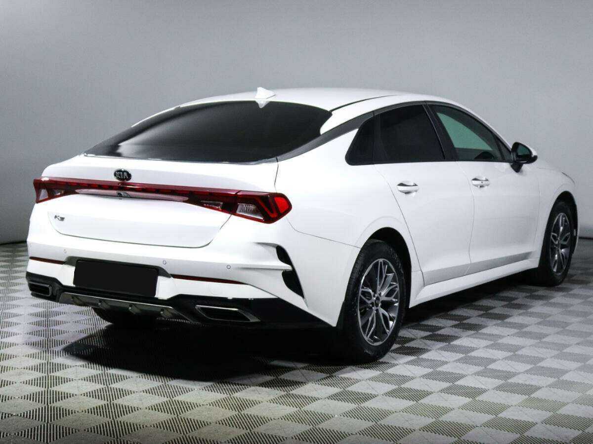 Купить Kia K5 с пробегом. Фото: #3