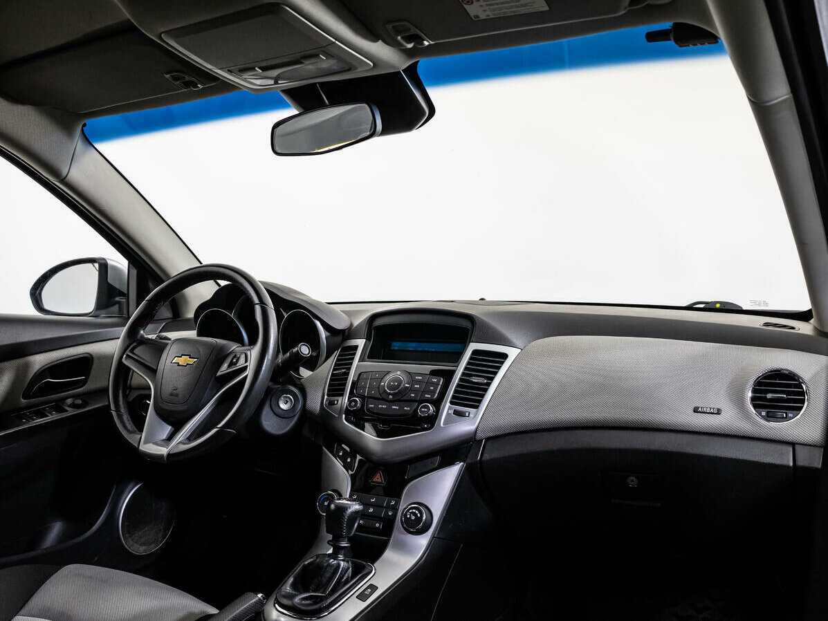 Купить Chevrolet Cruze с пробегом. Фото: #8
