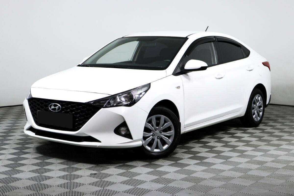 Купить Hyundai Solaris с пробегом. Фото: #0