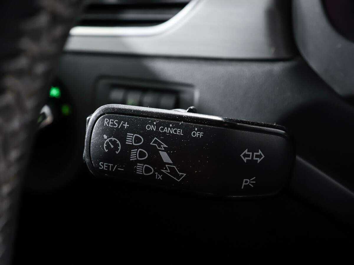 Купить Skoda Rapid с пробегом. Фото: #19