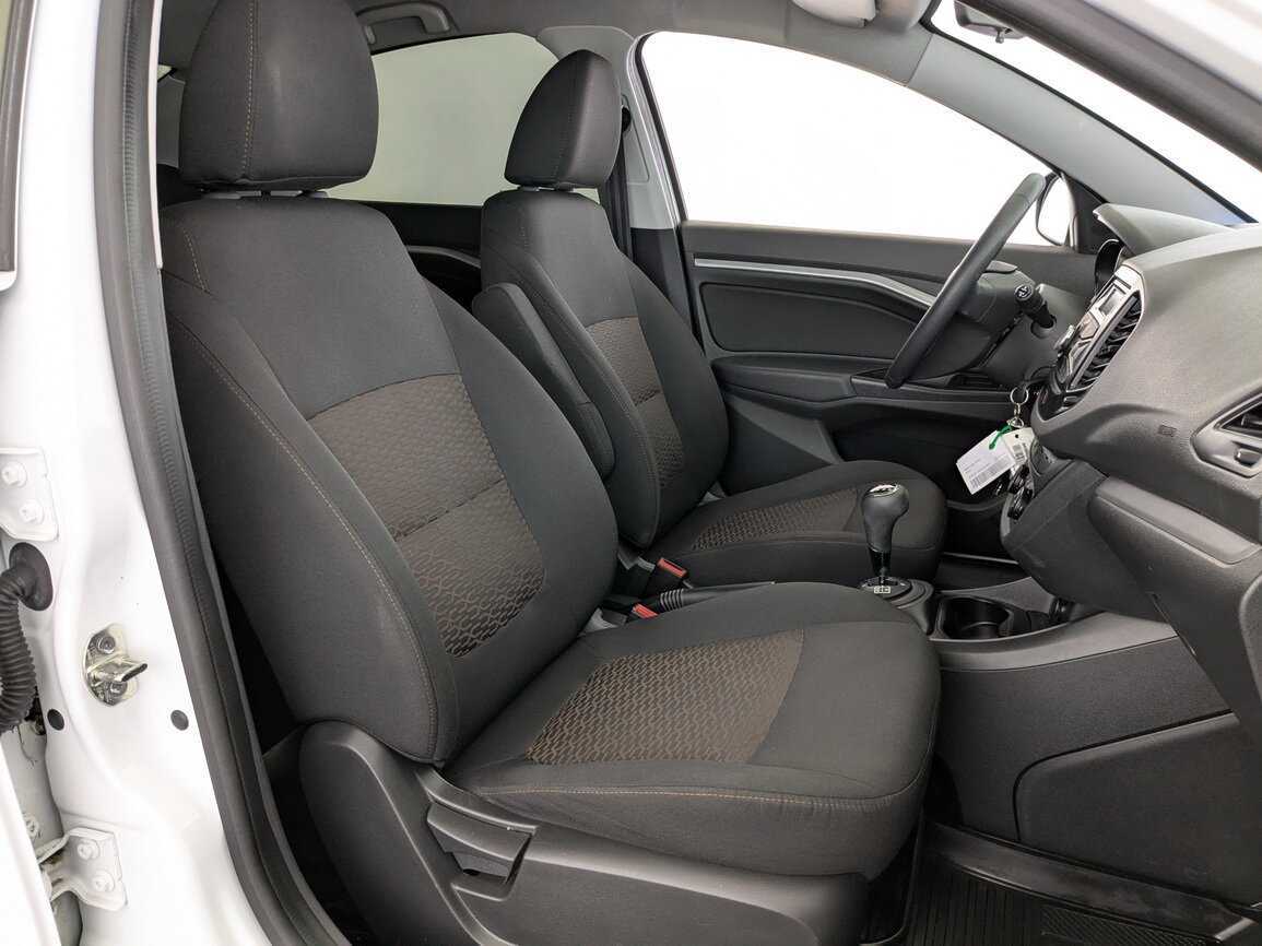 Купить Lada (ВАЗ) Vesta с пробегом. Фото: #17