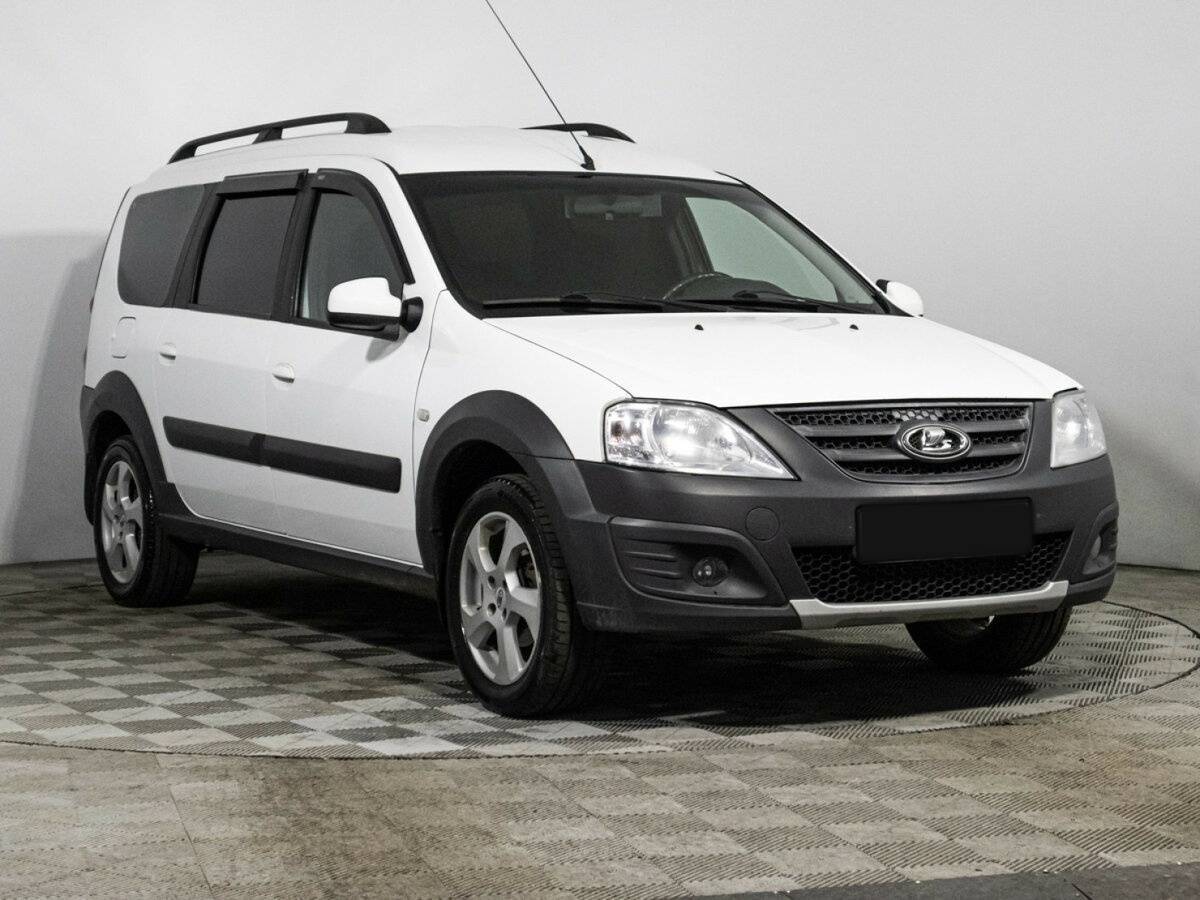 Купить Lada (ВАЗ) Largus с пробегом. Фото: #2