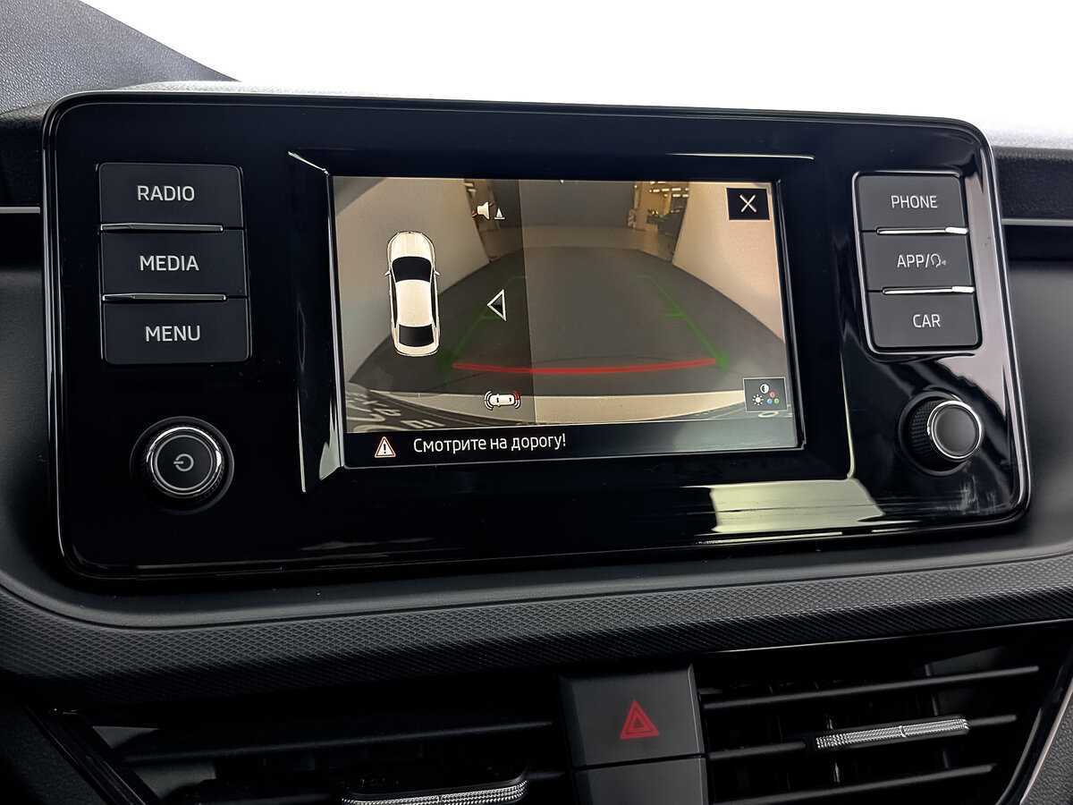 Купить Skoda Rapid с пробегом. Фото: #24