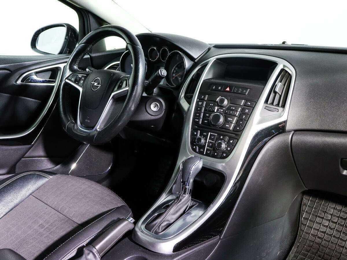 Купить Opel Astra с пробегом. Фото: #8