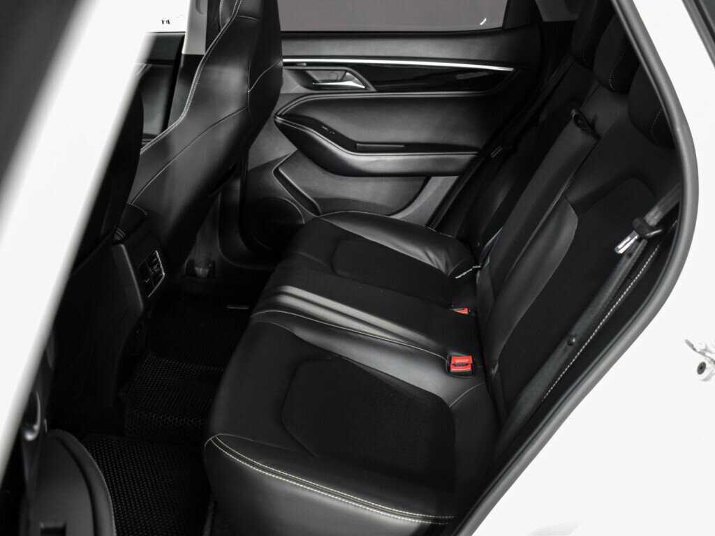 Купить JAC J7 с пробегом. Фото: #11