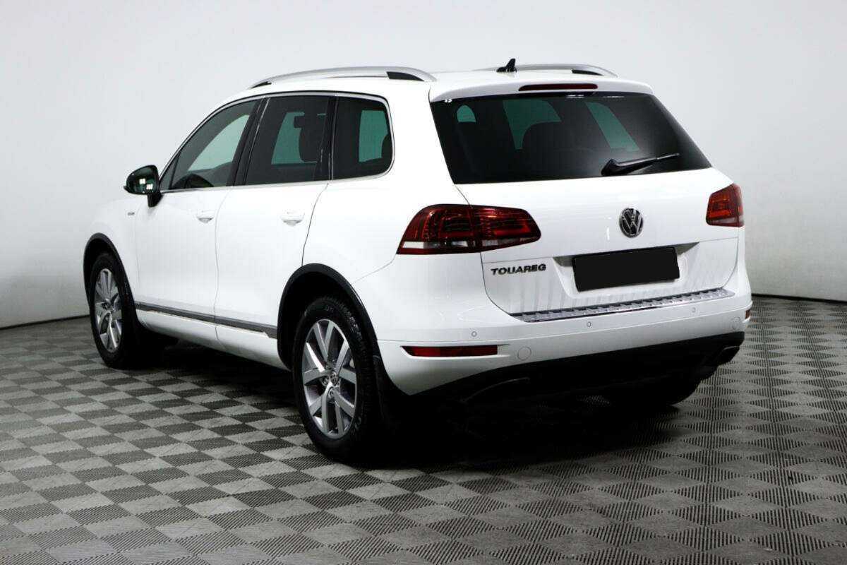 Купить Volkswagen Touareg с пробегом. Фото: #6