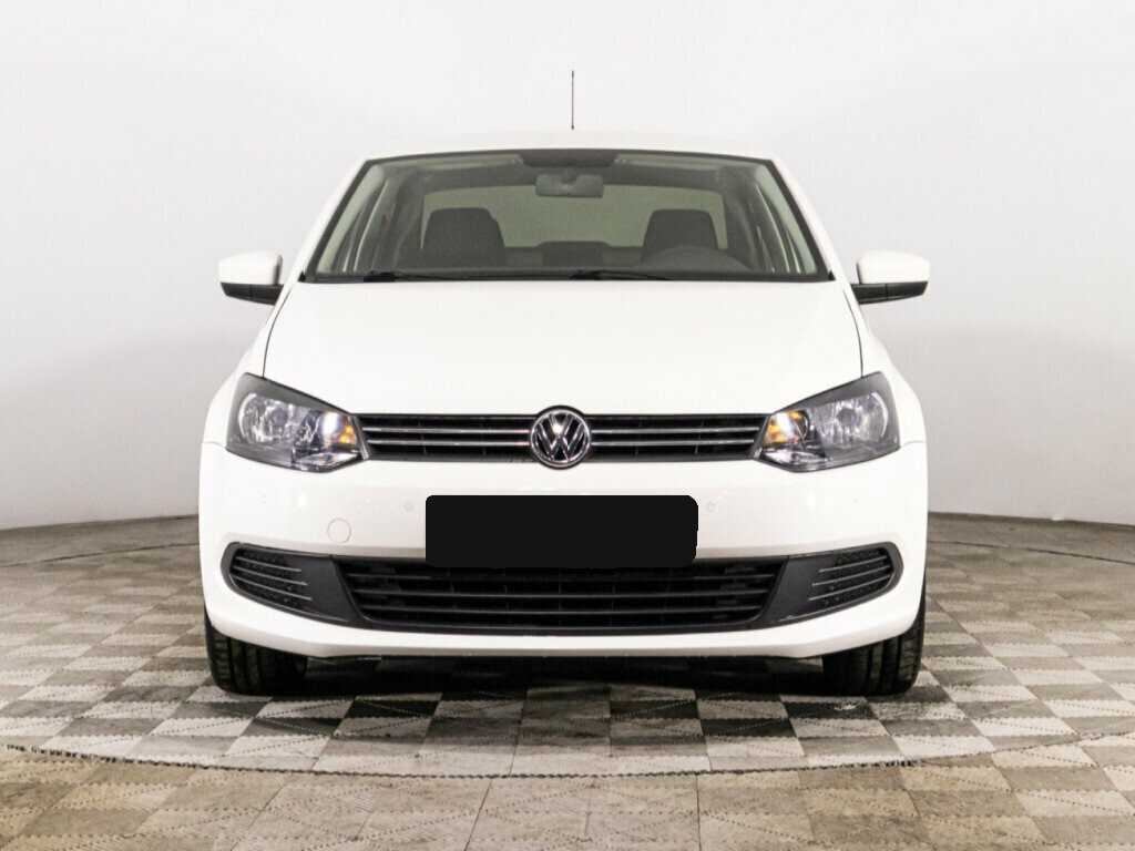 Купить Volkswagen Polo с пробегом. Фото: #1