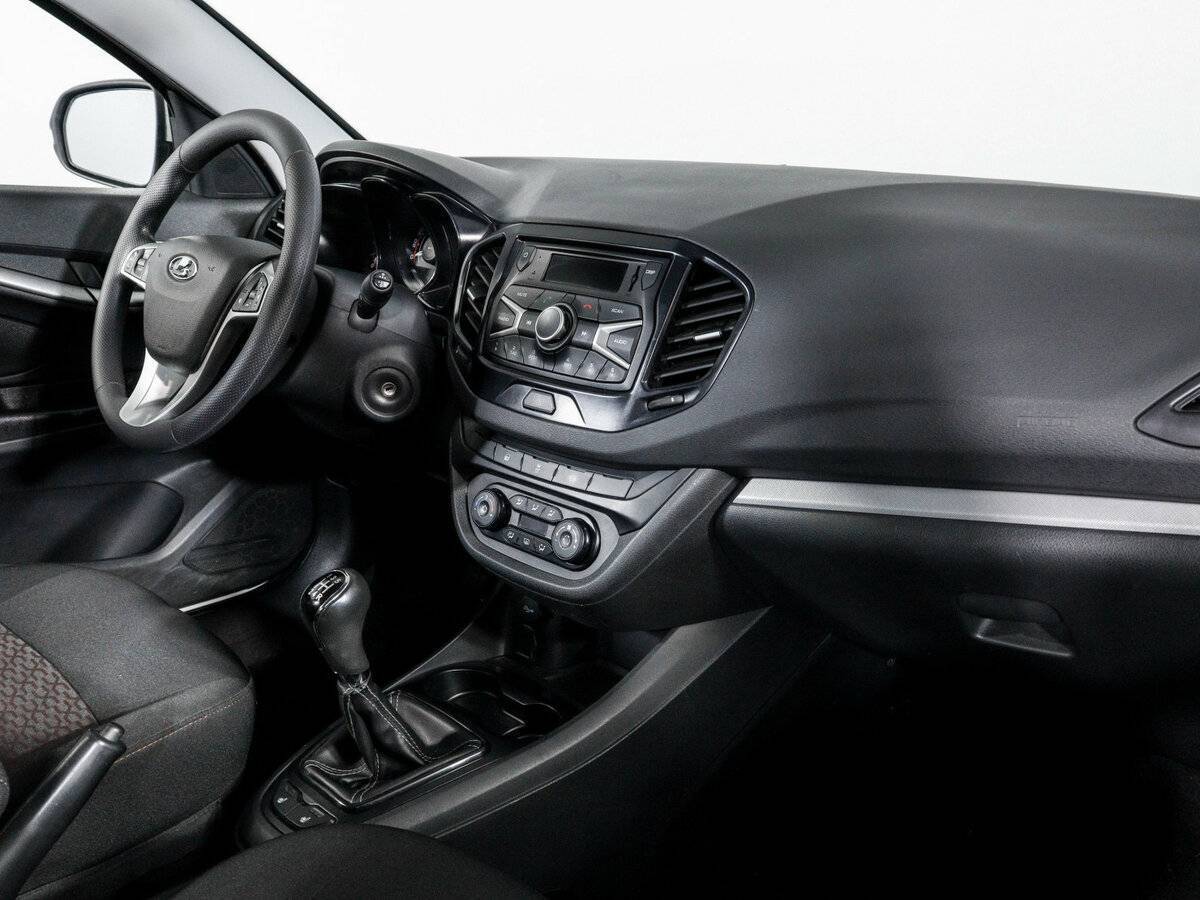 Купить Lada (ВАЗ) Vesta с пробегом. Фото: #5