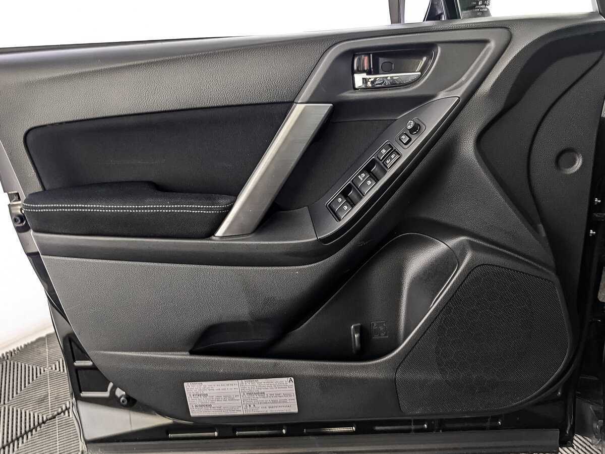 Купить Subaru Forester с пробегом. Фото: #17
