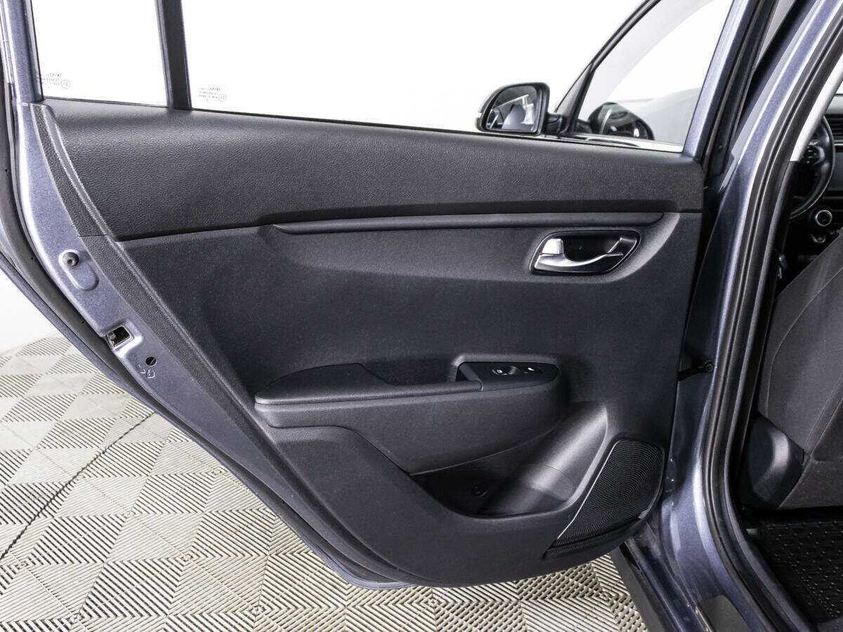 Купить Kia Rio с пробегом. Фото: #24