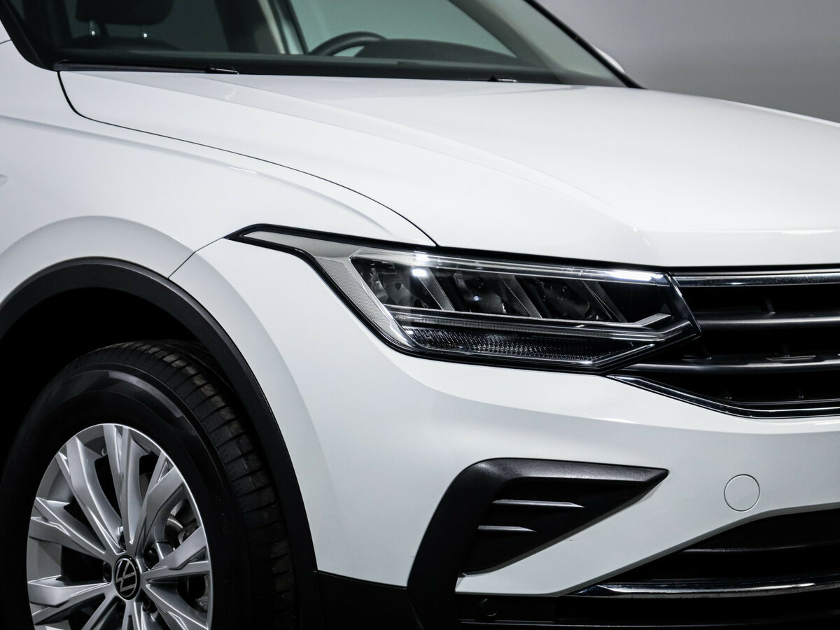 Купить Volkswagen Tiguan с пробегом. Фото: #14