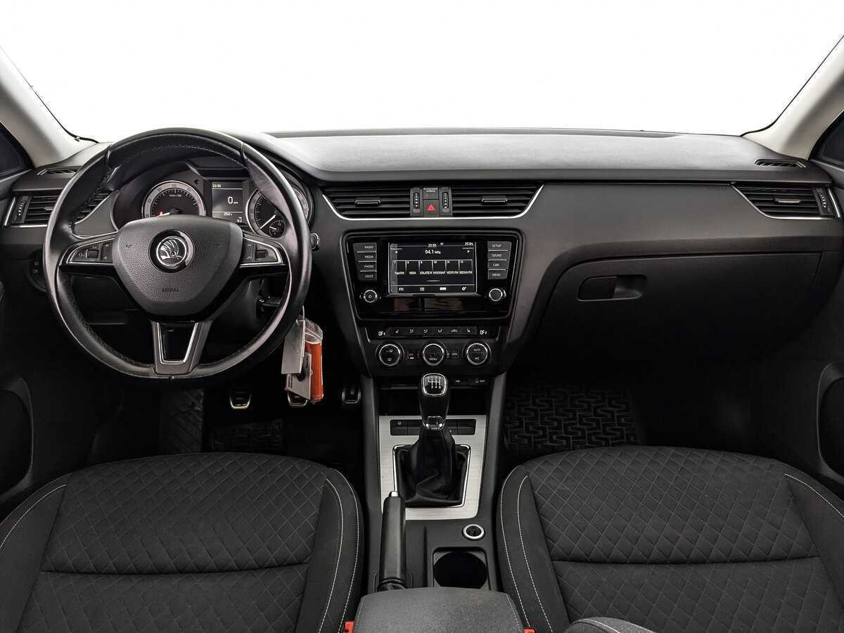 Купить Skoda Octavia с пробегом. Фото: #11