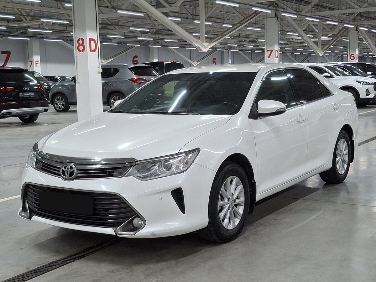 Купить Toyota Camry с пробегом. Посмотреть фото