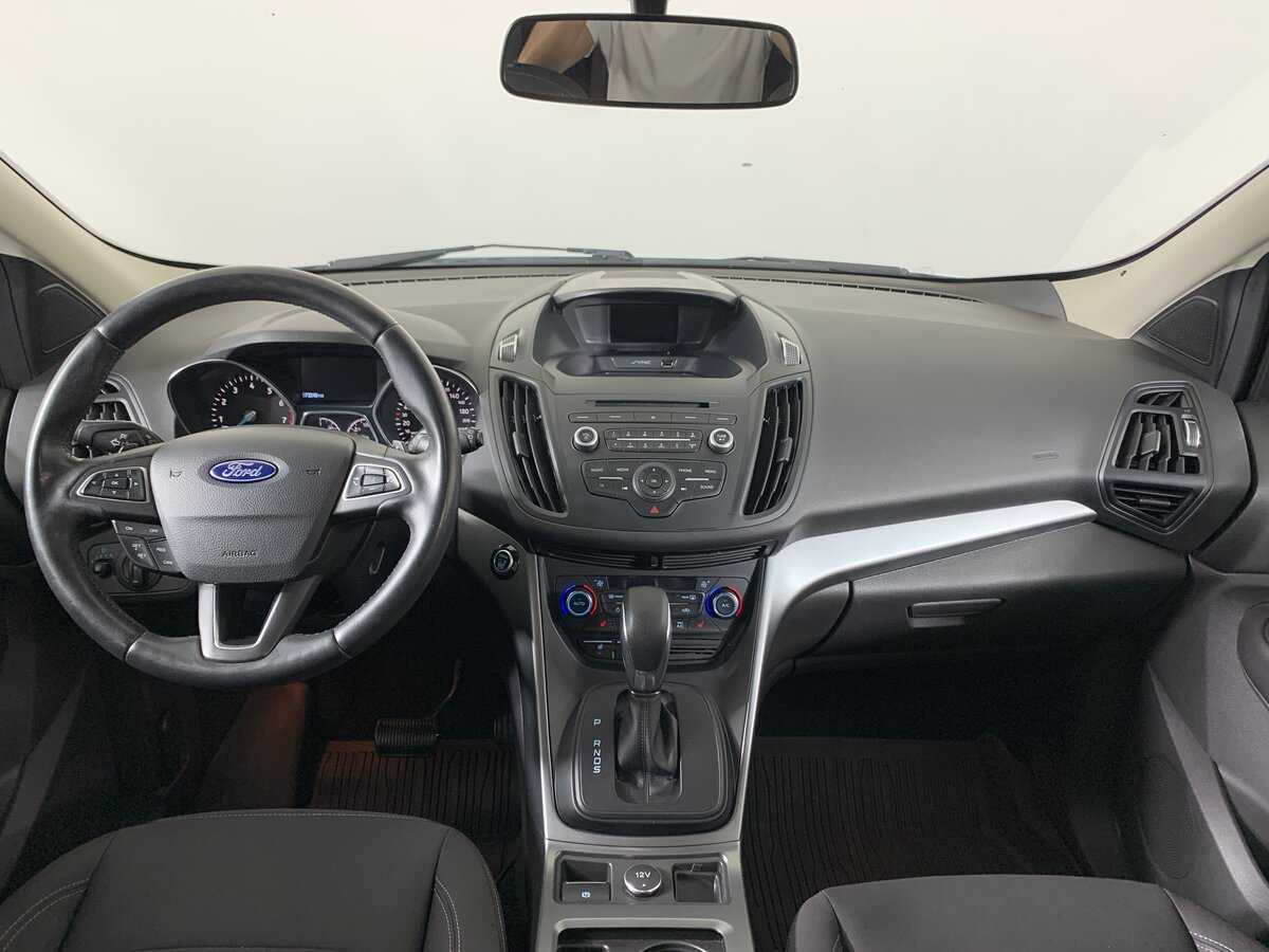 Купить Ford Kuga с пробегом. Фото: #12