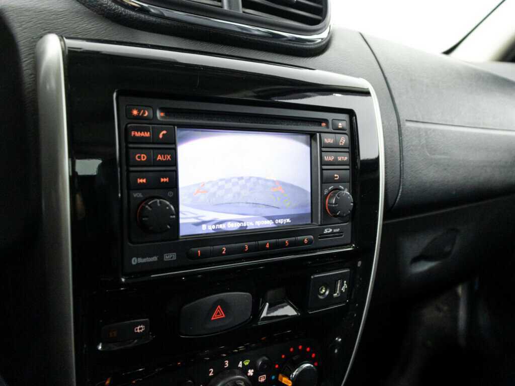 Купить Nissan Terrano с пробегом. Фото: #13