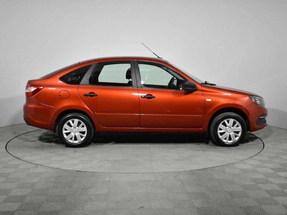 Купить Lada (ВАЗ) Granta с пробегом. Фото: #3