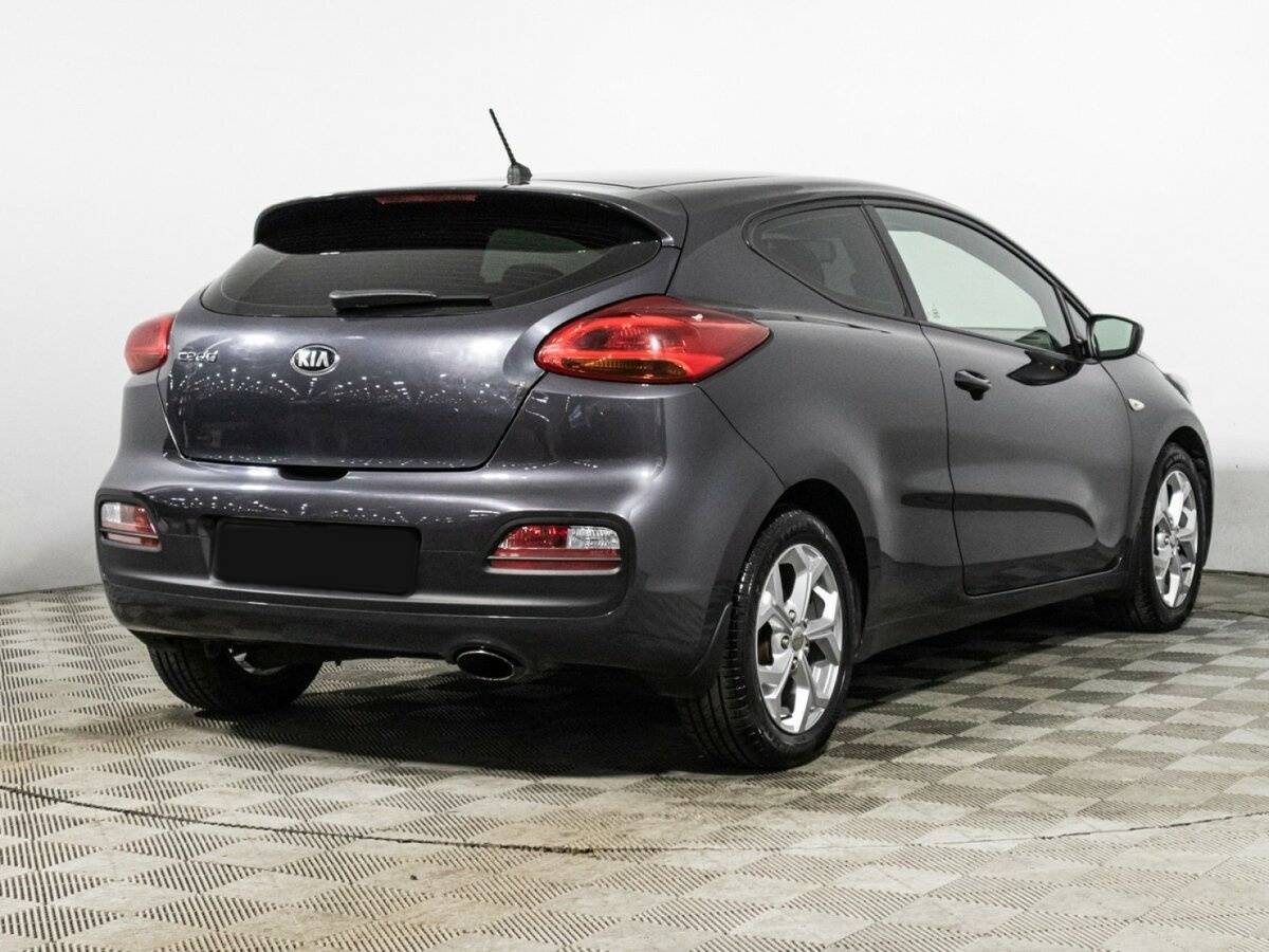 Купить Kia Ceed с пробегом. Фото: #4
