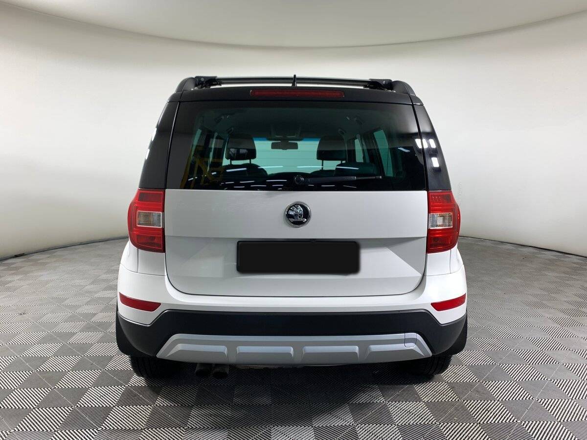 Купить Skoda Yeti с пробегом. Фото: #5
